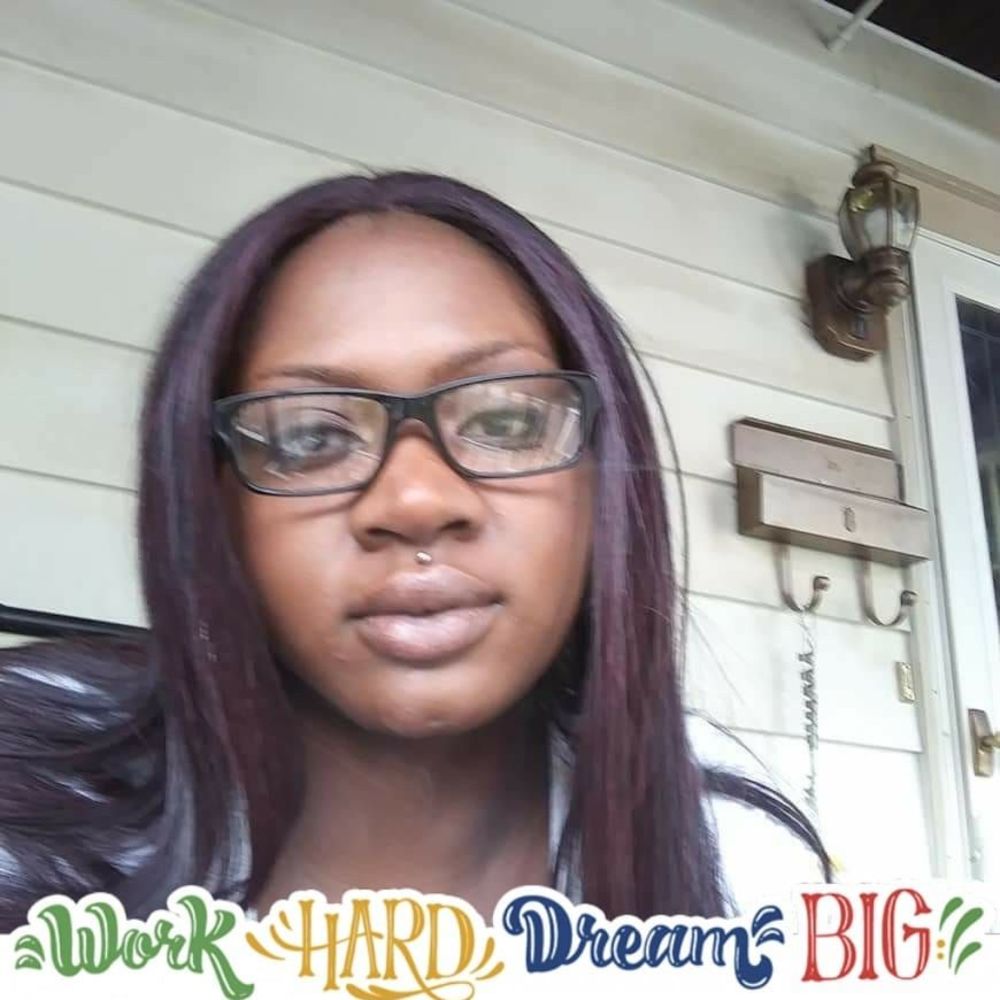 Meet your Posher, Yoni